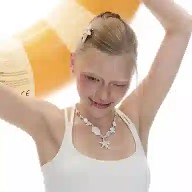 SUMIYAKI Party Starfish Shell Necklace