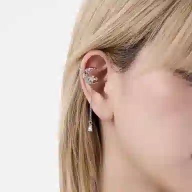 SUMIYAKI Moon Asymmetric Ear Cuff