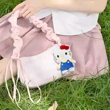 x Sanrio HelloKitty