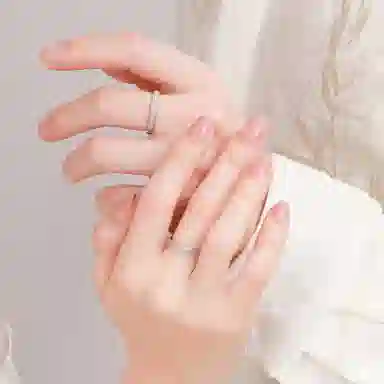 999