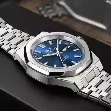 IW CARNIVAL HWGUOJI 793G