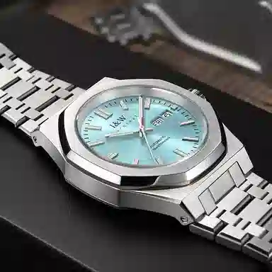 IW CARNIVAL HWGUOJI 793G