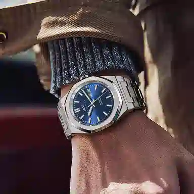 IW CARNIVAL HWGUOJI 793G