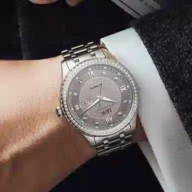 IW CARNIVAL HWGUOJI 615G