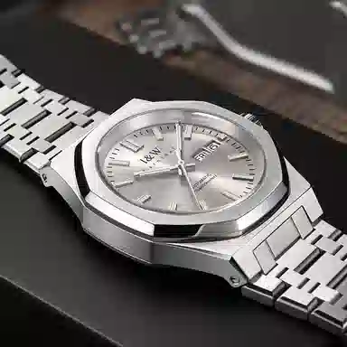 IW CARNIVAL HWGUOJI 793G