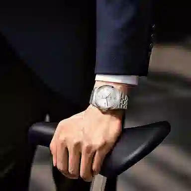 IW CARNIVAL HWGUOJI 758G