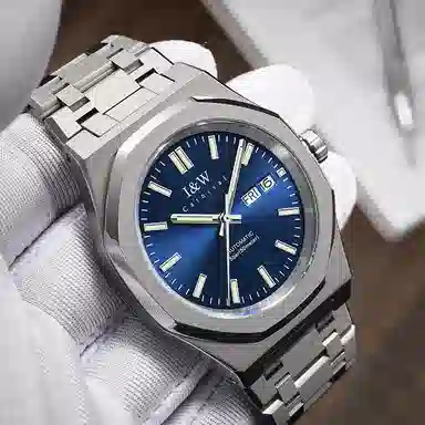 IW CARNIVAL HWGUOJI 793G