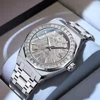 IW CARNIVAL HWGUOJI 858G