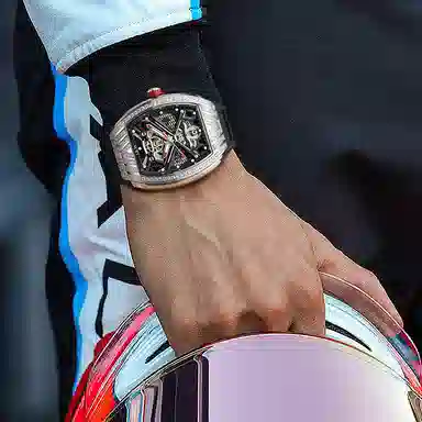 IW CARNIVAL HWGUOJI 760