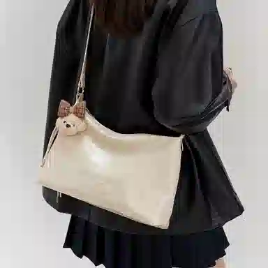 TOUTOU Retro Dog Pendant Shoulder Bag Chocolate Cream