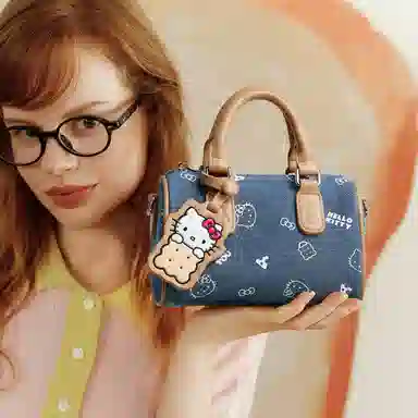 TOUTOU HelloKitty Boston Bag Denim Blue