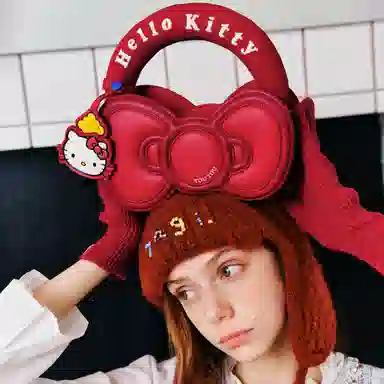 TOUTOU Hello Kitty Bow Bag