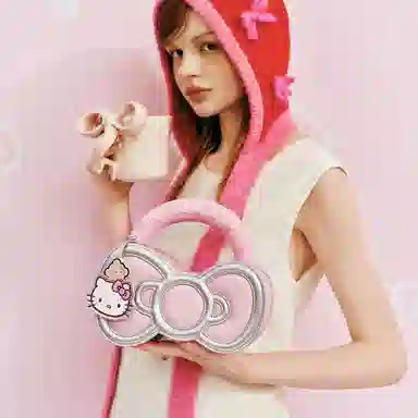 TOUTOU Hello Kitty Bow Bag