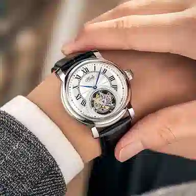 Tourbillon 1605