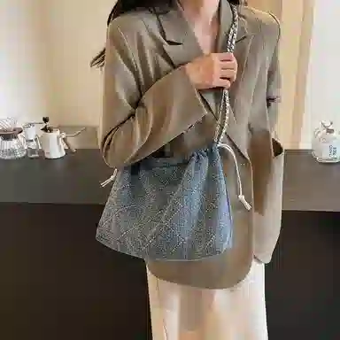 雅鹿 休闲简约日常通勤时尚百搭 牛仔布 单肩斜挎包 常规 女款 浅蓝色/深蓝色