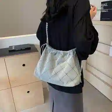 雅鹿 休闲简约日常通勤时尚百搭 牛仔布 单肩斜挎包 常规 女款 浅蓝色/深蓝色