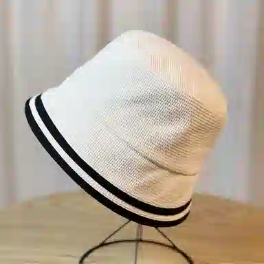 EQUIPMENTELEGANT ins