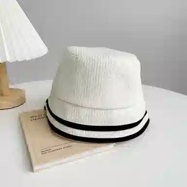 EQUIPMENTELEGANT ins