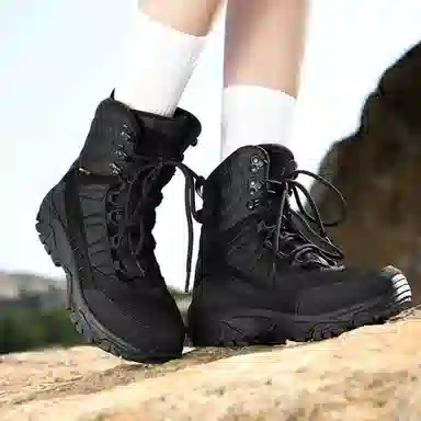 BEAR UNION Fierce battle