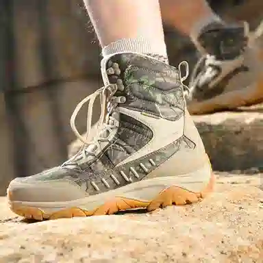 BEAR UNION Fierce battle