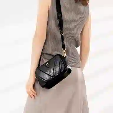 TangGuh CAMERA BOX V