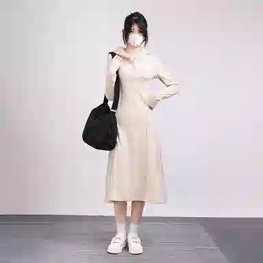 冰淇淋与鲸 纯色连帽收腰针织长袖连衣裙