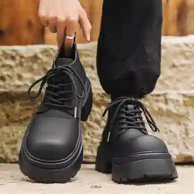 超纤皮 英伦风尚时尚舒适之选 短靴 男款 经典黑色