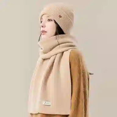 玖慕 毛绒两件套装秋冬女朋友生日送礼保暖精致礼盒 绵羊毛 绒线围巾 女款