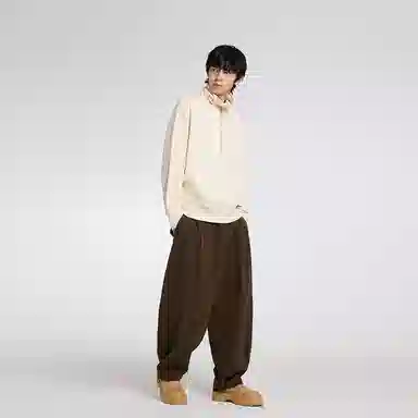 FW23