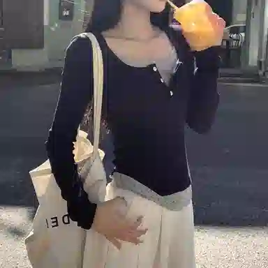 MUCCHIC UBM T