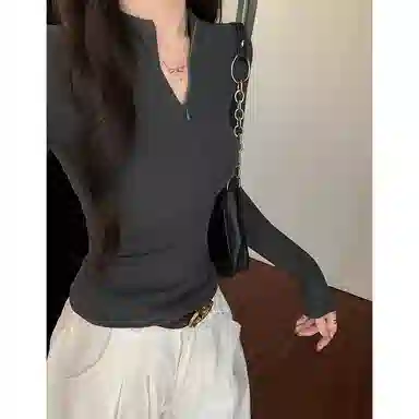 MUCCHIC T