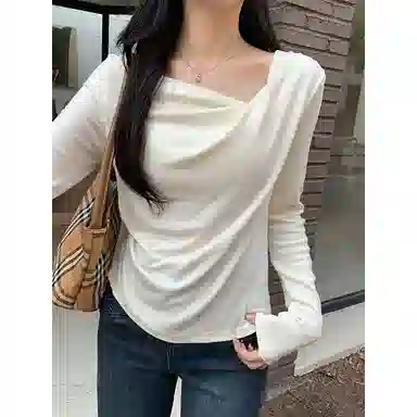 MUCCHIC T