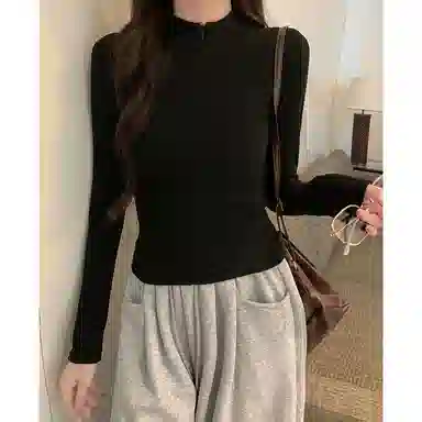 MUCCHIC T