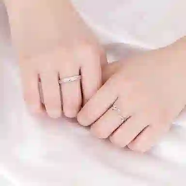 S925