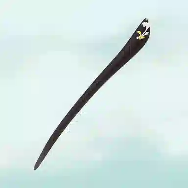 925