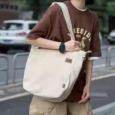 Lee Tote