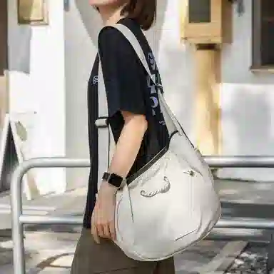 Lee Navy Shoulder Bag