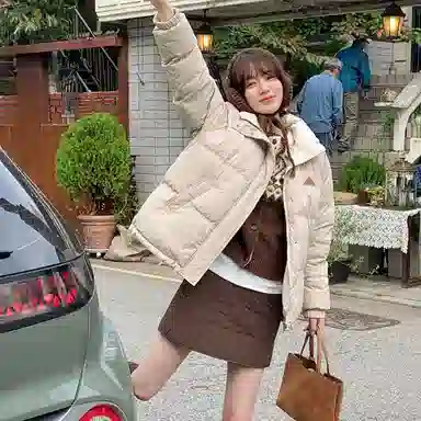 法儿家 小个子高腰菱格宽松休闲短裙 女款