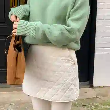 法儿家 小个子高腰菱格宽松休闲短裙 女款