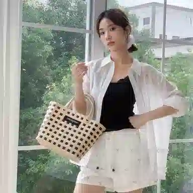 法儿家 蝶翼小个子辣妹内搭背心吊带 女款