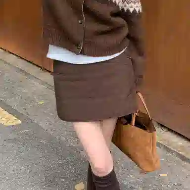 法儿家 小个子高腰菱格宽松休闲短裙 女款