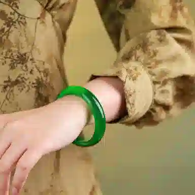 梨云暮雪 新中式 冰阳绿 小众气质显白 琉璃 手镯 女款