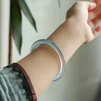 梨云暮雪 库里蓝新中式 国风国潮  圆条美人 招财转运 古风清冷感 旗袍汉服 远山黛 玉髓 玉石手镯 女款