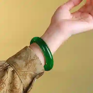 梨云暮雪 新中式 冰阳绿 小众气质显白 琉璃 手镯 女款