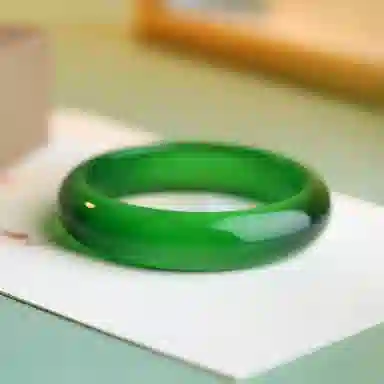 梨云暮雪 新中式 冰阳绿 小众气质显白 琉璃 手镯 女款