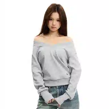 APEA V-Neck Long Sleeve Sweatshirt