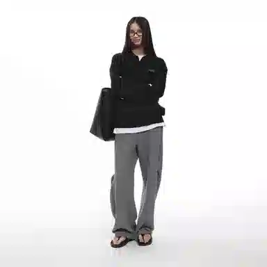 ROARINGWILD Retro Sweater Black