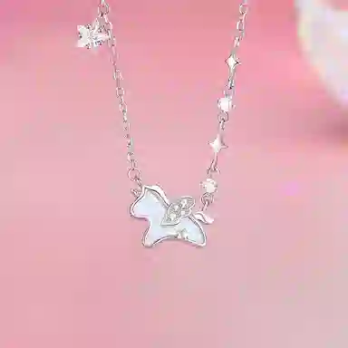 925