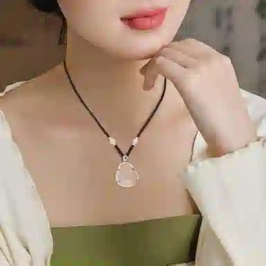 【平安喜乐】中国黄金 珍·尚银 笑脸佛公 本命佛吊坠 如意弥勒佛锁骨链 新中式本命年礼盒 好运 轻奢小众 圣诞跨年女友 玉髓 项链 女款