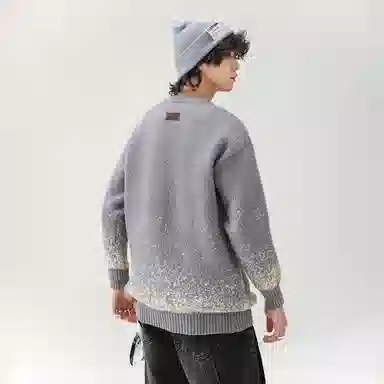 PAKA Sweater